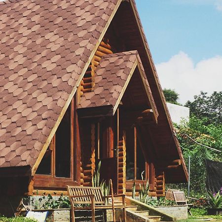 Nha Bao La - Ho Dak Long Thuong Hotel Бао Лок Екстериор снимка