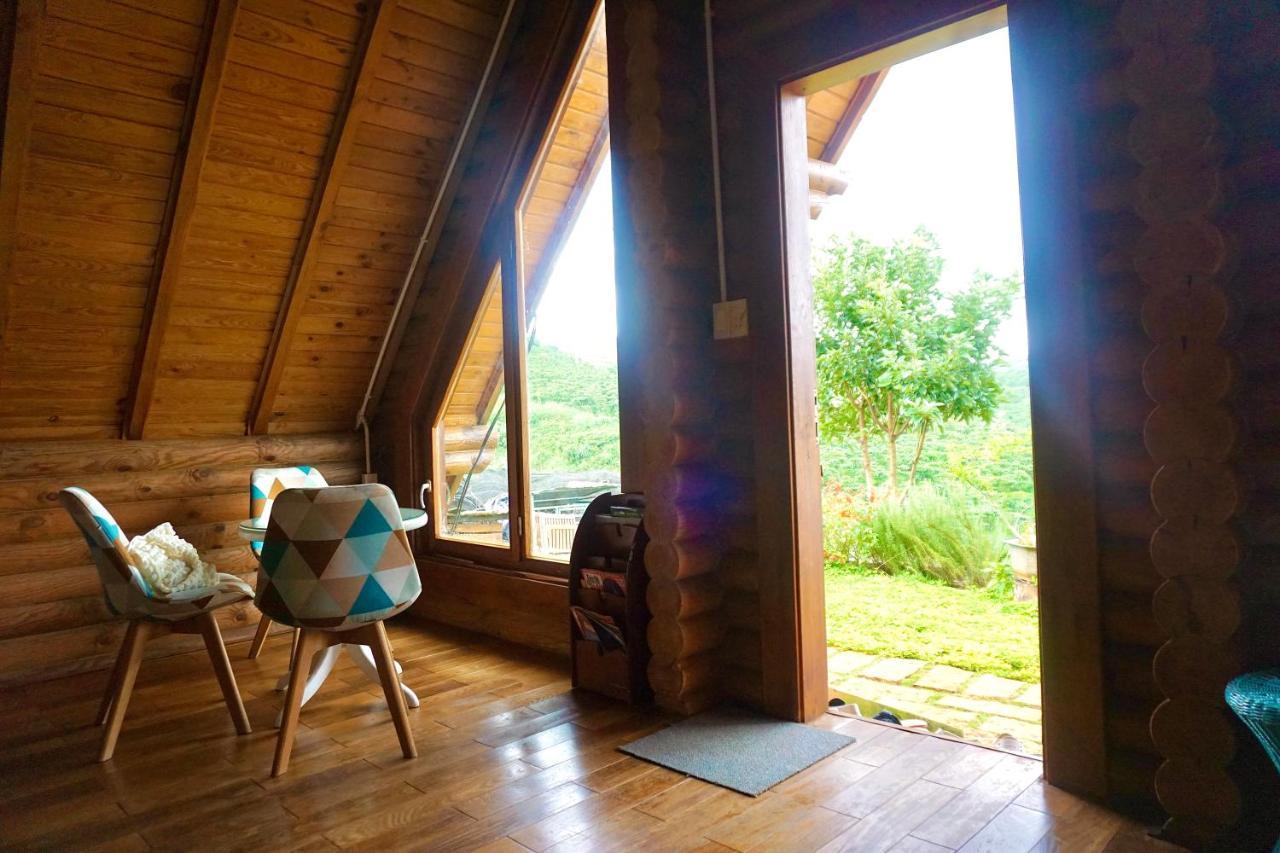 Nha Bao La - Ho Dak Long Thuong Hotel Бао Лок Екстериор снимка